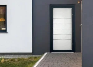 Ce Dimensiuni are o Usa de Exterior ?