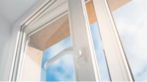 Cu ce se Curata Lacul de pe Geam ?