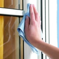 Cu ce se Curata Lavabila de pe Termopan